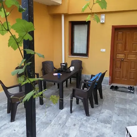 2+1 Full Furnitured House In Center Apartment Antalya